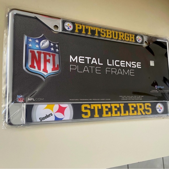 NFL Pittsburg steelers license plate frame . Top quality , chrome and laser cut - Picture 1 of 3